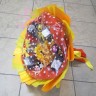 Янтарная карусель букет с чаем и сладостями подарочный набор (сбоку вид)